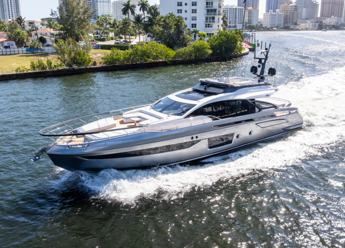 Enjoy Miami In Luxury 80ft Azimut S8 Mega Yacht