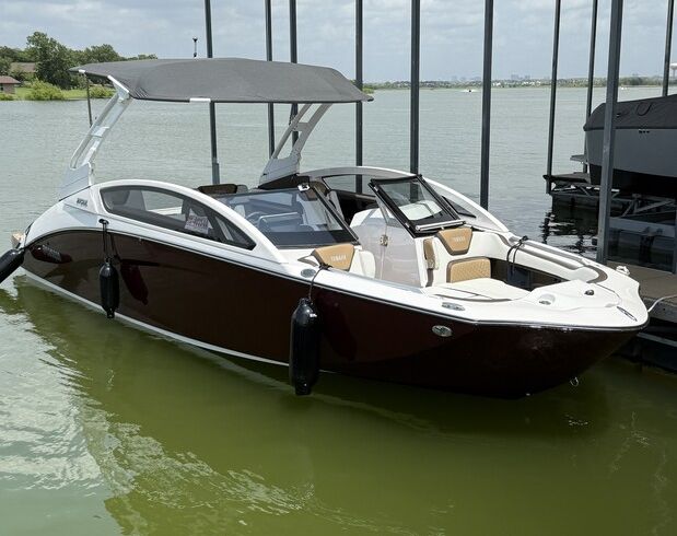 Cruise Lake Lewisville in Style!