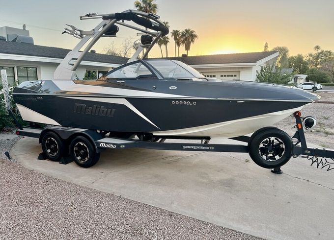 Malibu Wake & Surf — Fully Equipped Family Lake Adventure