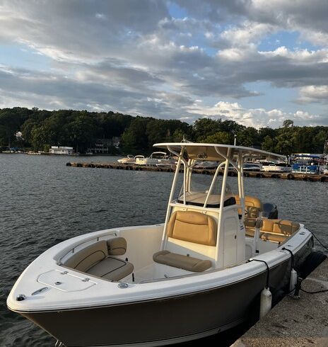 Fun and Spacious 23ft Nautic Star in NY/NJ