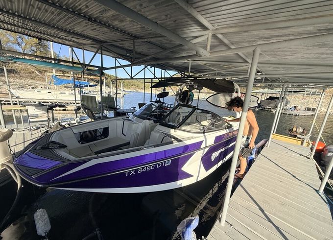 2017 Super Air Nautique – Fully Loaded Wake Boat | Lake Travis