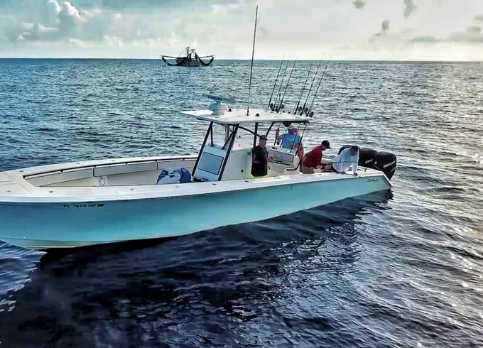 40 SeaHunter Windy Day for Fishing in Key West!