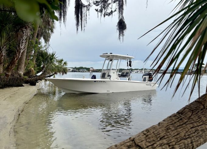 25ft Tidewater - Harris Chain of Lakes!