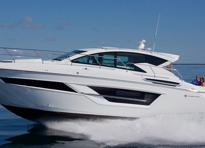 Beautiful New Cruiser Yacht