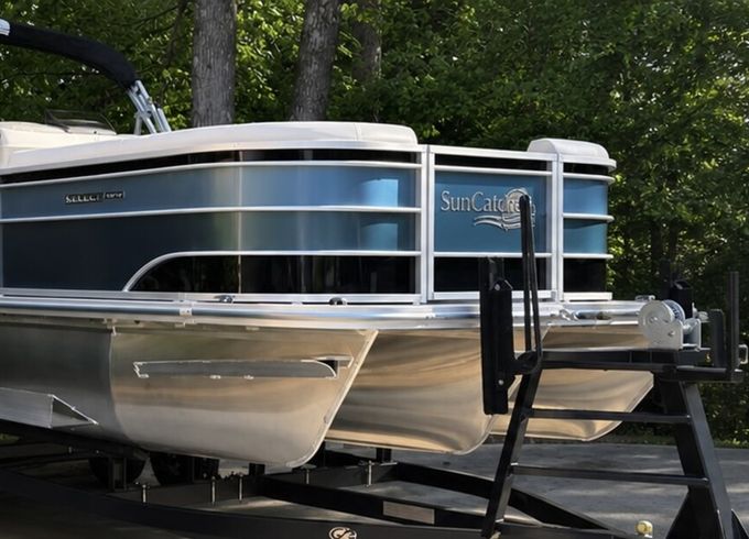 Luxury Pontoon Rental | 10 Guests | Perfect for Family and Fun Vibes