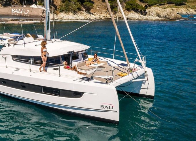 42’ Bali 4.2 Luxury All-Inclusive Catamaran Charter
