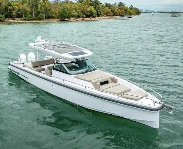 Speed boat AXOPAR 2025- SUNTOP 37ft up to 13 PPL