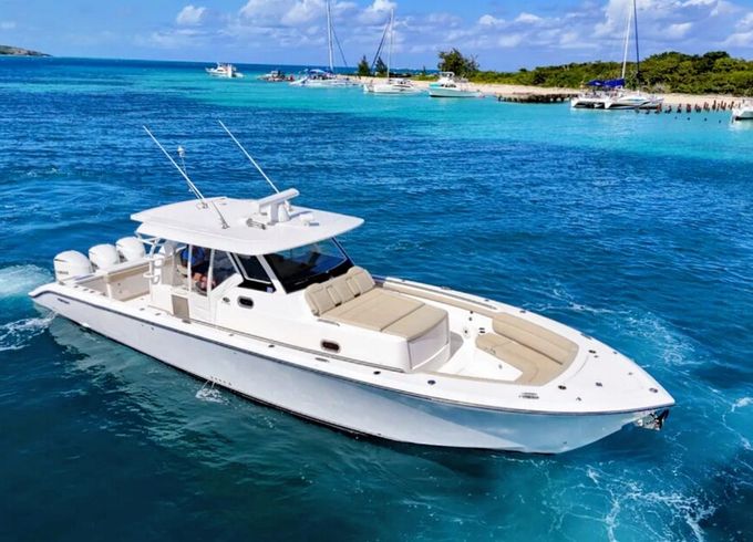 43ft Luxury Sport Yacht (Tiara Pursuit)