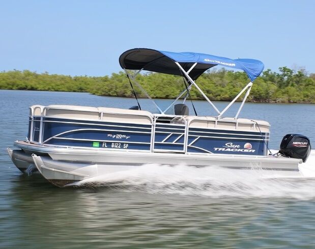Naples Boat Rental – 21ft 10 passenger Pontoon | Keeywaydin Island