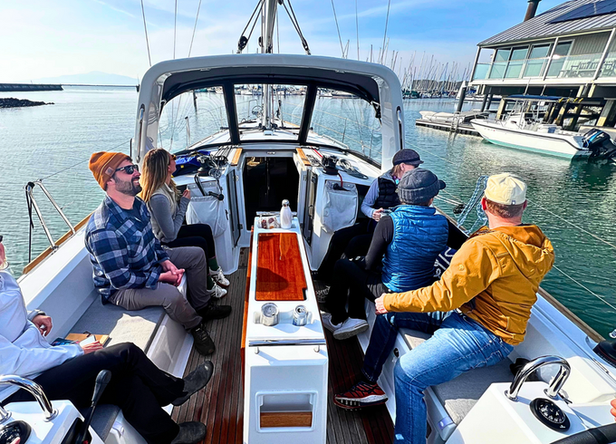 40' Luxury Cruising Sailboat – Private Charters for 8 Guests