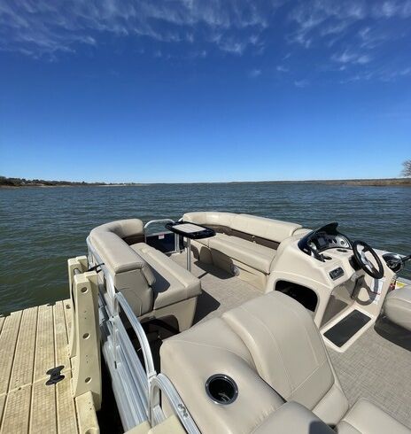 20ft Party Barge – 90HP Pontoon for the Ultimate Lake Adventure!