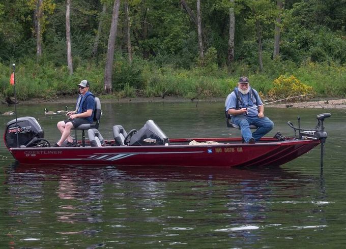 Crestliner XF 189 Bass Boat