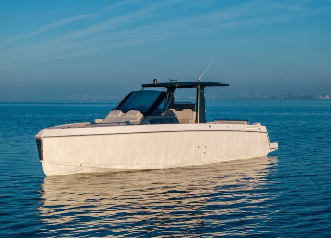 Schaefer V33 Luxury Charter | Island Hopping, Sandbars &amp; Sunset |