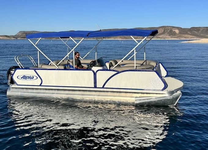 22’ Aloha Tritoon – 150HP  Cruise, Swim &amp; Tube at Lake Pleasant