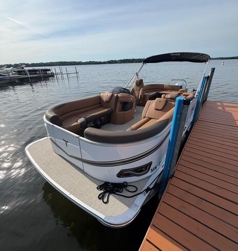 2026 Tahoe LTZ 23' Tritoon | Premium Watercraft Rental