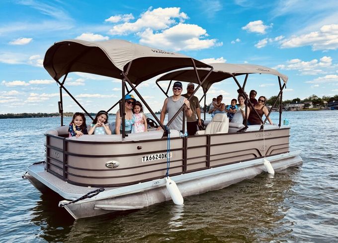 Luxury Pontoon - Lake Conroe, Houston - Family Tubing Fun or Relaxing