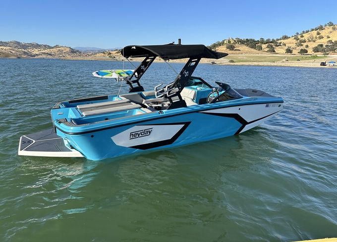 2024 HEY DAY WT-2DC WAKE SURF BOAT
