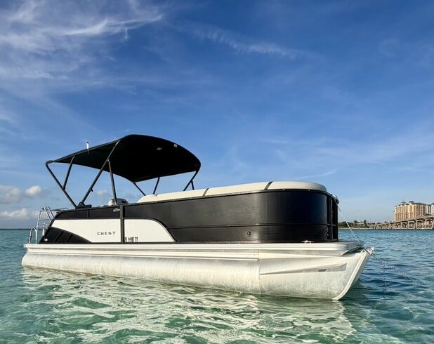 Seaworthy Skipper - Luxurious Crest Tritoon for Crab Island