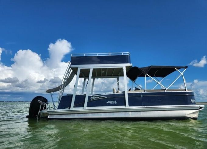 2025 Tahoe funship 25 ft upper deck  with slide 150 hp mercury