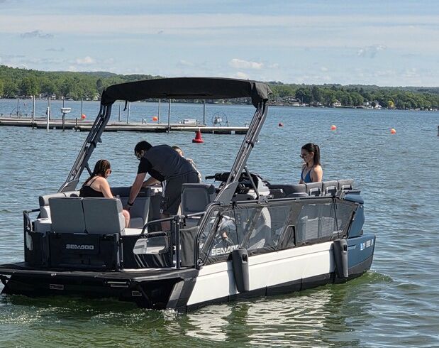 2026 Seadoo switch 21 foot, 300hp