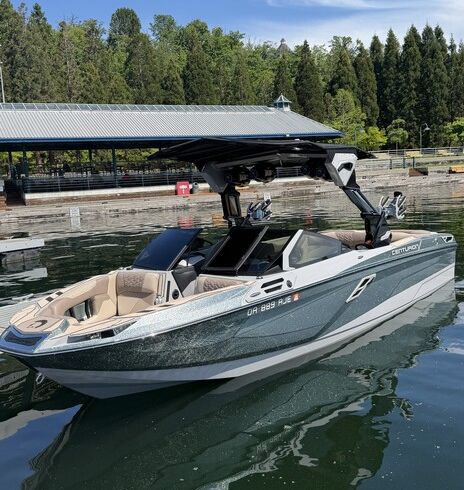 New  2025 Centurion Ri265: Yacht Certified