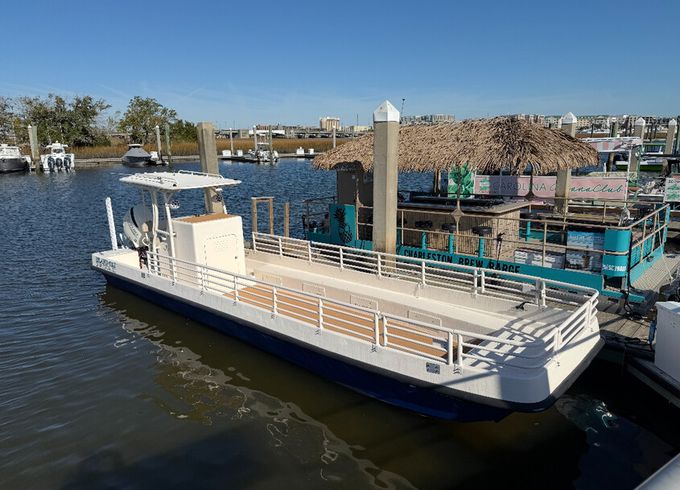 Private Charleston Harbor Cruise - Fun Boat! Fun Captain!