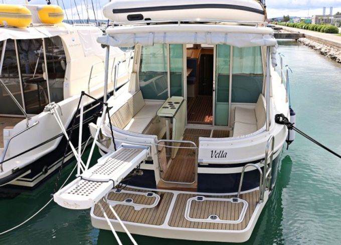 Adria 1002V Vella