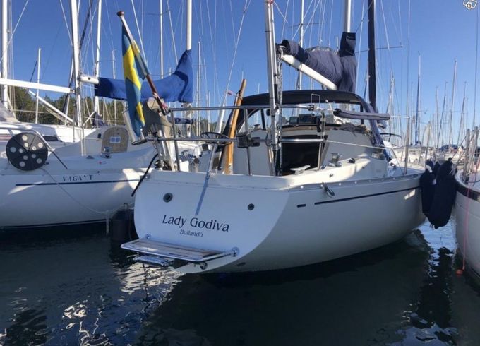 Albin Scampi 30 Lady Godiva