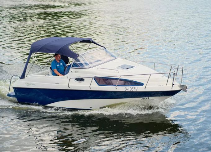 Aqualine 690 Mia