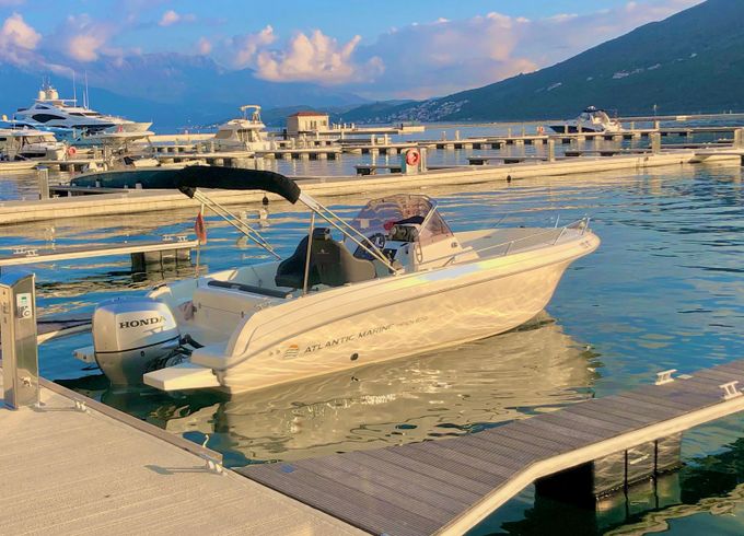 Atlantic Marine 670 Open