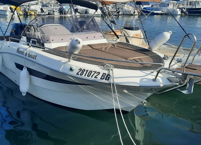 Atlantic Marine Suncruiser 690 23