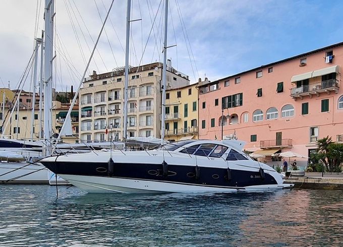 Atlantis 54 Tittia