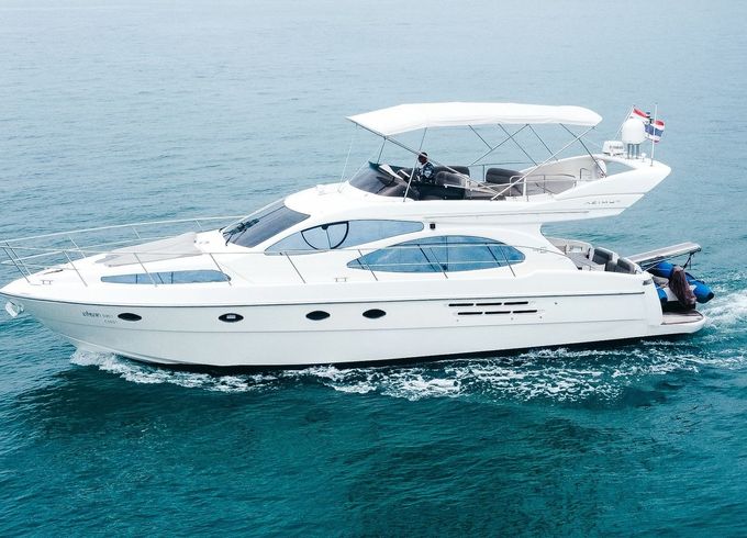 Azimut 46 Mas Que Aqua