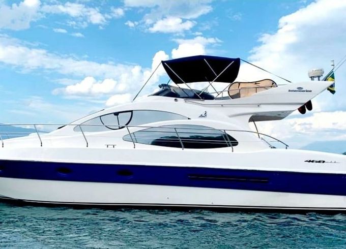 Azimut 46 Requinte