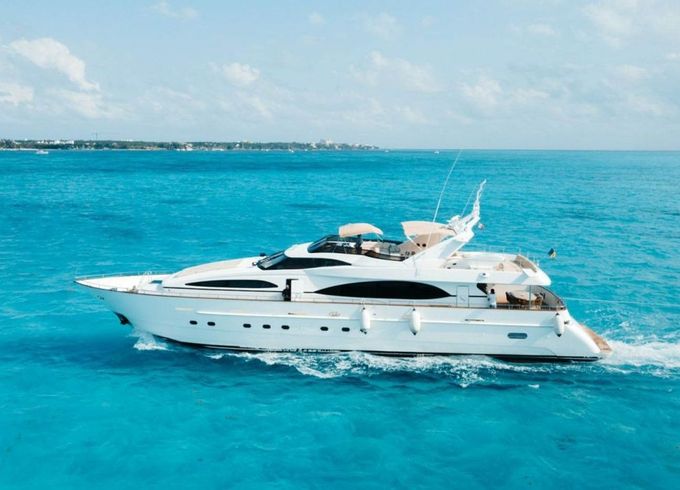 Azimut 100 El Capricho