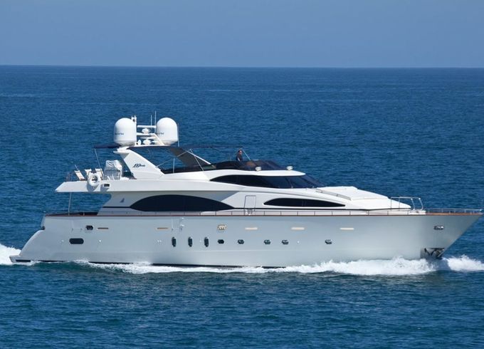 Azimut 100 Super