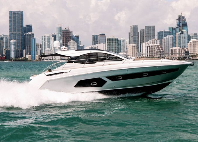 Azimut 43 Sea Esta