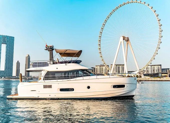 Azimut 43 Fat Bob