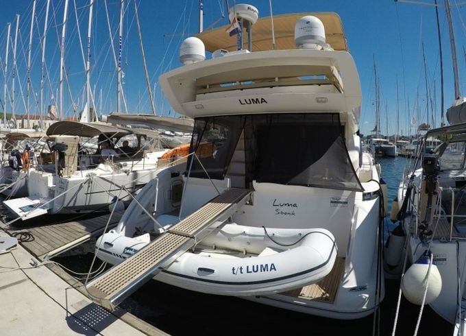 Azimut 47 Fly Luma
