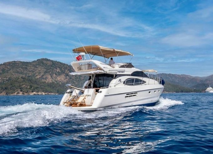 Azimut 52 My Story 1