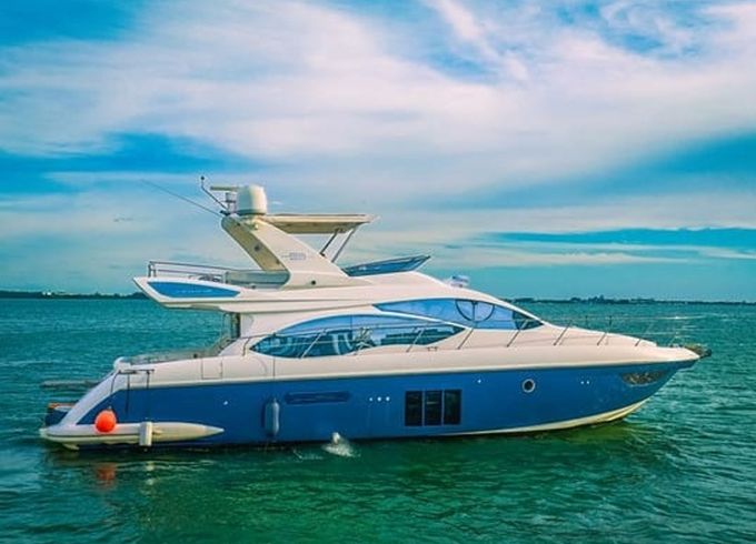 Azimut 55 Azure