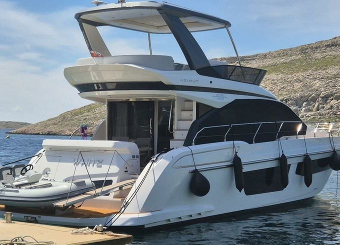 Azimut 53 F White