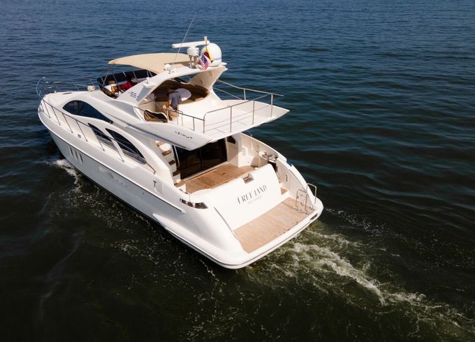 Azimut 55 Freeland