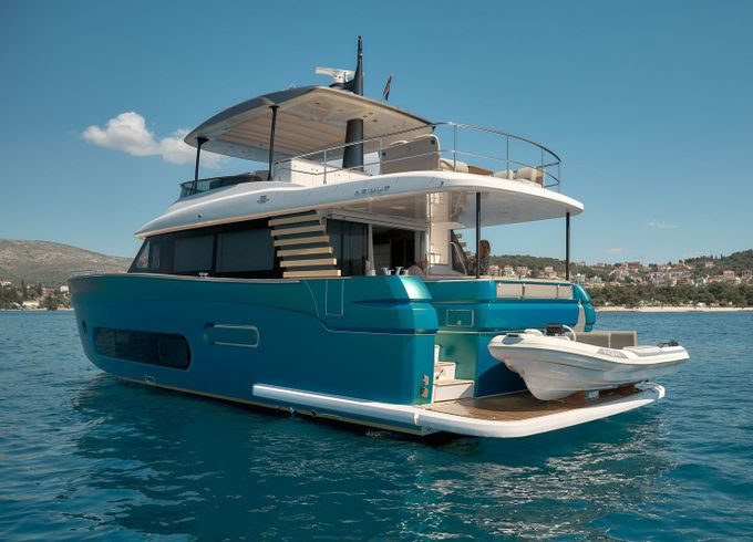 Azimut 66 Ava 2