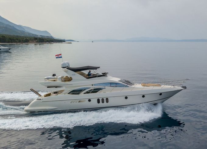 Azimut 62 Fly Eos