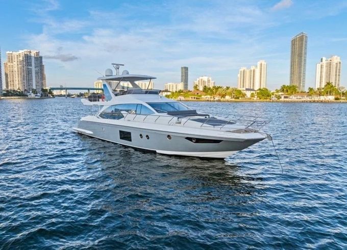 Azimut 70 Paragon