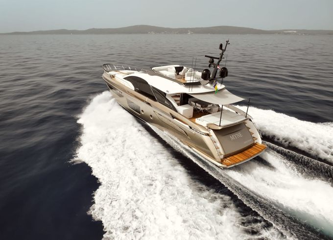 Azimut S8 Myne