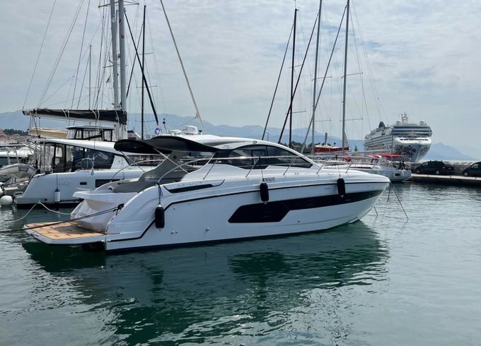 Azimut Atlantis 45 Hedonist