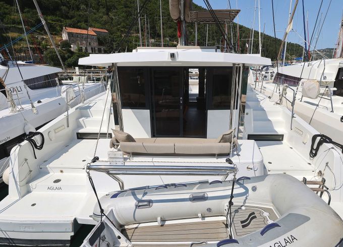 Bali 4.2 Aglaia