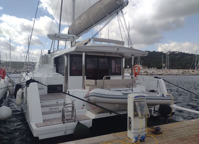 Bali 4.4 Seven